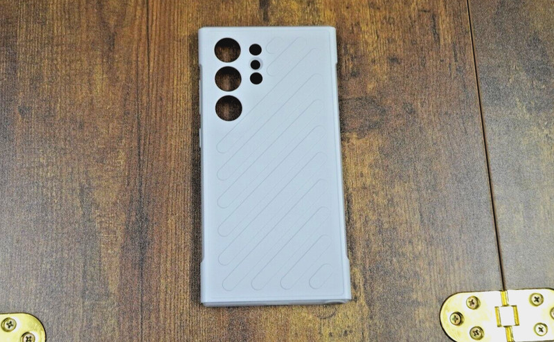 Samsung Galaxy S24 Ultra Shield Case – Light Gray