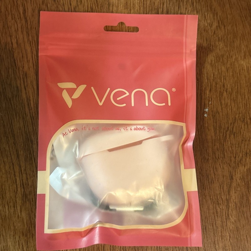 Vena Silicone Protective Case for Apple AirPods 4 with Carabiner Pink New