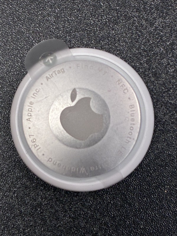 Apple AirTag Bluetooth Tracker – Silver (MX532AM/A)