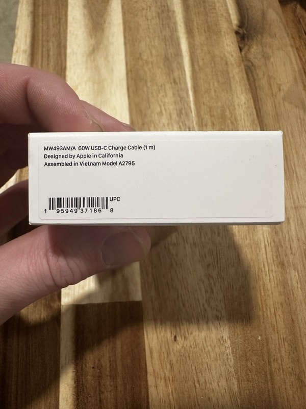 Belkin AirPods Cleaning Kit AUZ007jqBK-APL gallery