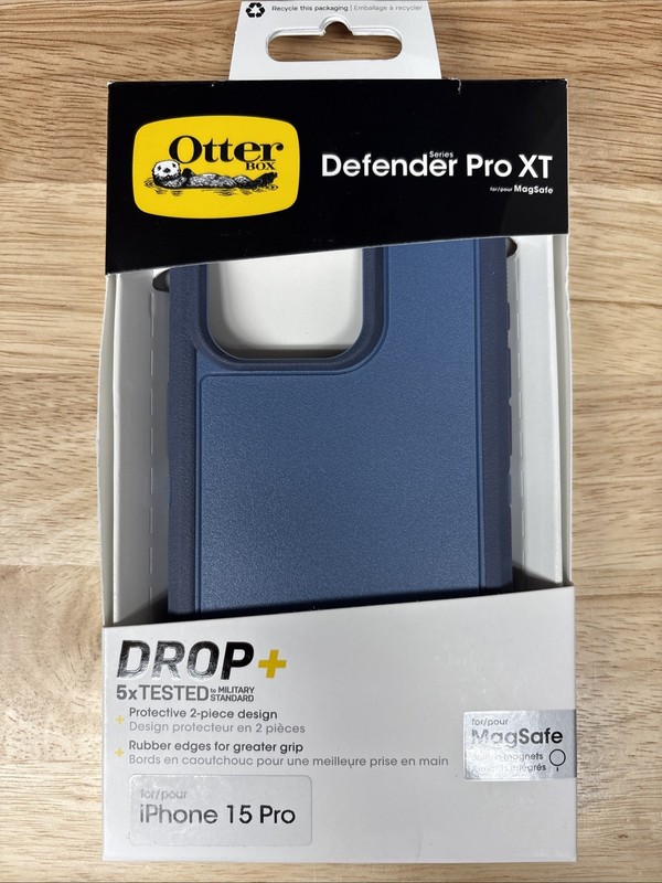 OtterBox Defender Pro XT MagSafe Case for Apple iPhone 15 Pro – Baby Blue Jeans