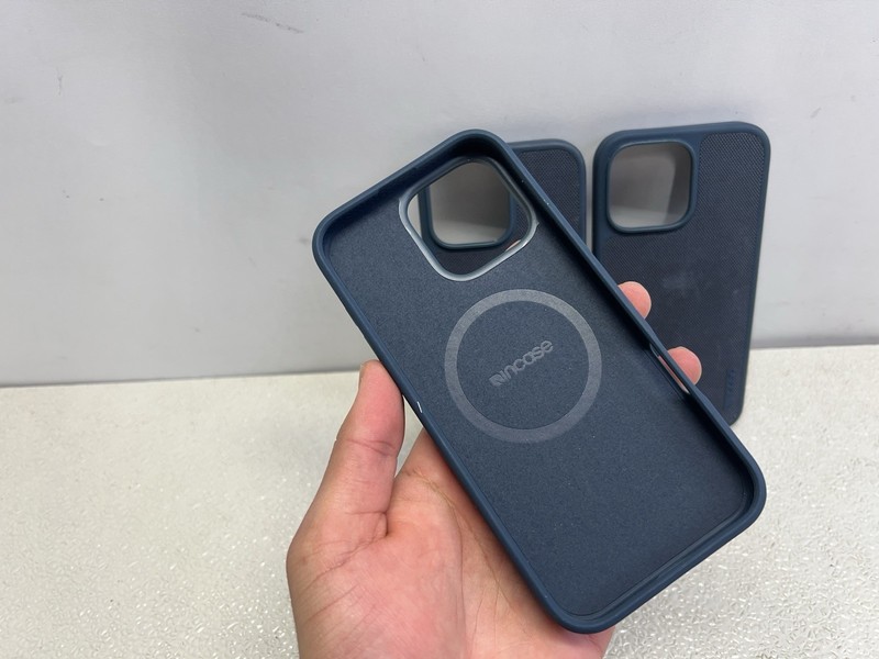 Incase - Facet Case with MagSafe for Apple iPhone 16 Pro Max - Slate Blue Nylon- gallery