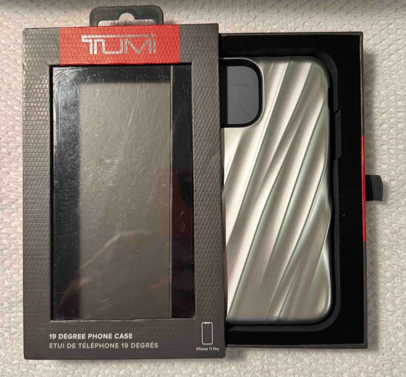 TUMI 19 Degree iPhone Case - Silver – Apple iPhone 11 Pro – NIB gallery
