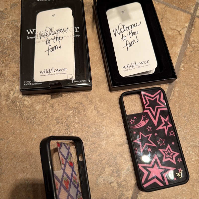 Wild Flower IPhone Case Limited Edition iPhone 12/12 Pro Case Multicolor Used X2 gallery