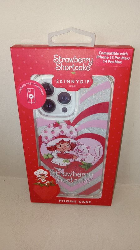 NEW NIB Strawberry Shortcake Skinny Dip Phone Case iPhone 13 14 Pro Max