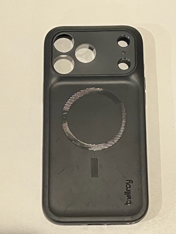 Bellroy Venture Case w/ Magsafe for iPhone 17 Pro Max – Shadow Black USED