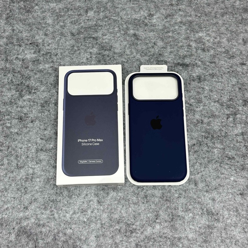 For iPhone 17 Pro Max — Original‌ Silicone Magnetic Case / Magsafe Cover