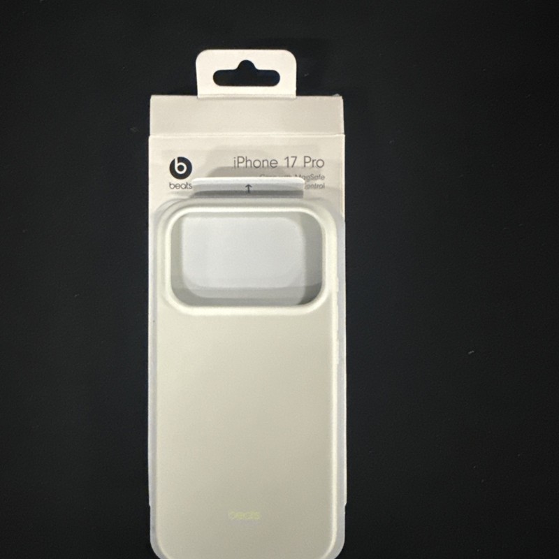 Beats iPhone 17 Pro Case with MagSafe and Camera Control ( Lime Stone )