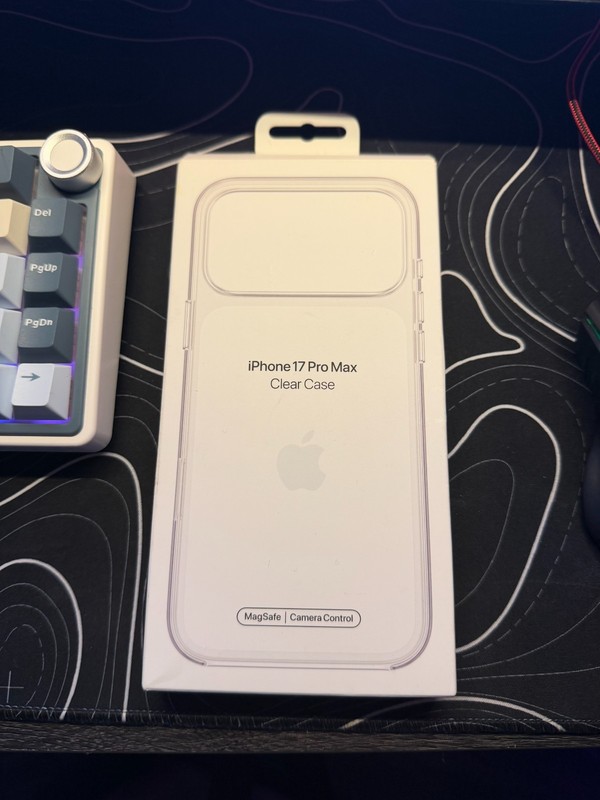 Genuine Apple iPhone 17 Pro Max Clear Case – MagSafe – Camera Control – OPEN BOX