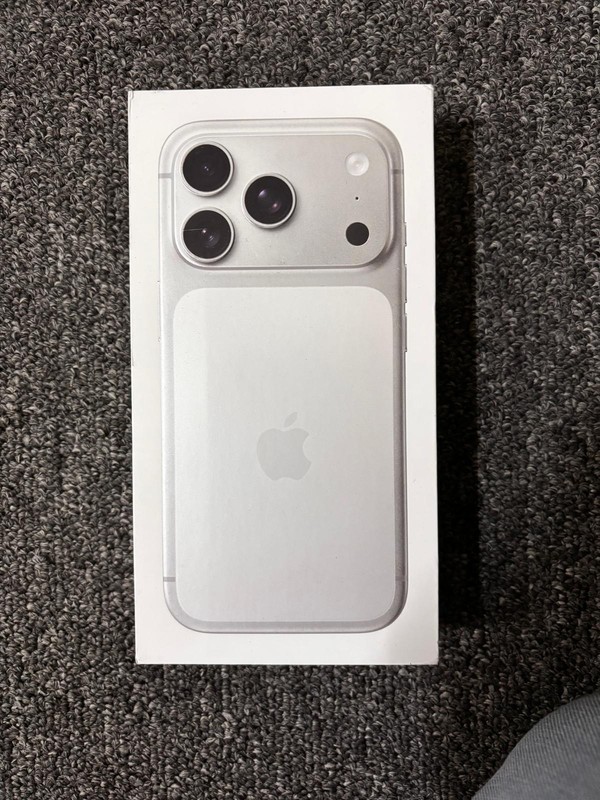 Original Apple Empty Box For iPhone 17 Pro Silver (No accessories) MG7N4LL/A