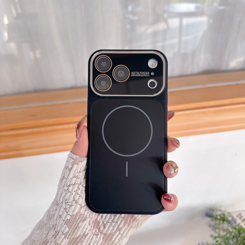 Shockproof Magnetic Case w/ Built-in Lens Protector For iPhone 17 Pro Max 16 15