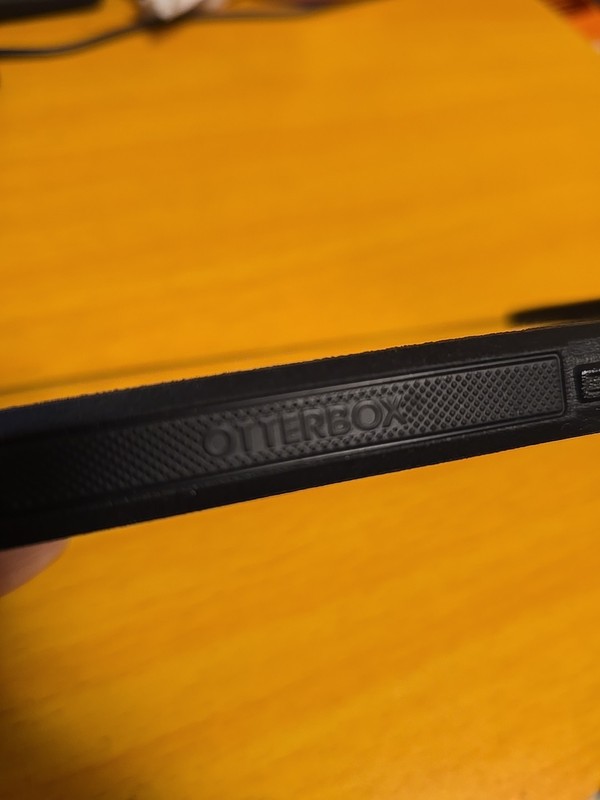 OtterBox Defender Series Pro XT For iPhone 17 Pro Max Magsafe Clear/ Black gallery