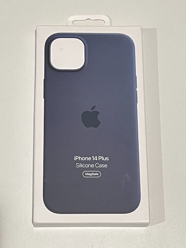 GENUINE Apple Silicone Case w/ Magsafe iPhone 14 Plus (6.7″) – Storm Blue