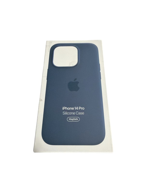 Apple iPhone 14 Plus Silicone Case with MagSafe – Midnight
