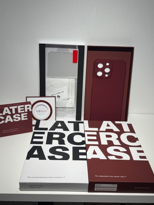 Latercase MADE WITH KEVLAR Crimson THIN Phone Case iPhone 14 Pro Max w/ Glass