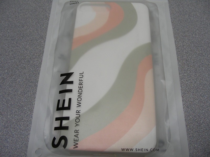 SHEIN - Abstract patterned Flex Case for iPhone 7plus or 8 plus! gallery