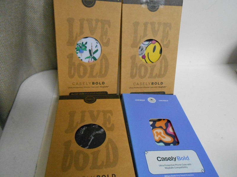 NEW Casely Cases iphone 14 Pro case Lot of 4 NIB Cases Smiley Face Marble