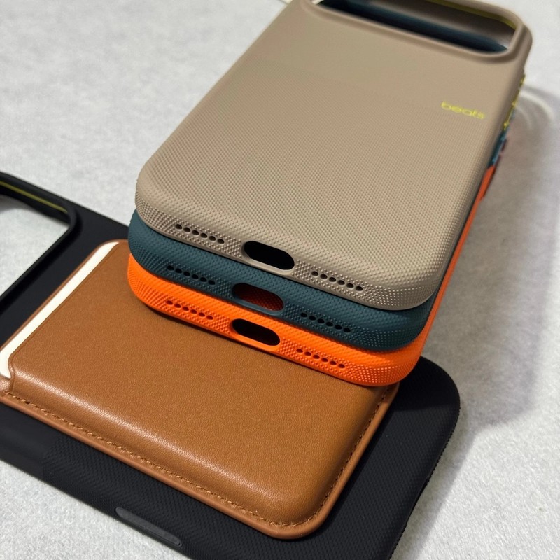 Beats iPhone 17 Pro Max 17 Pro Rugged Case W/ Camera Control Magsafe Phone Cover gallery