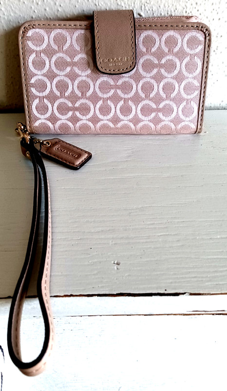 Vintage Coach Logo Beige Tan Phone Case Card Wristlet