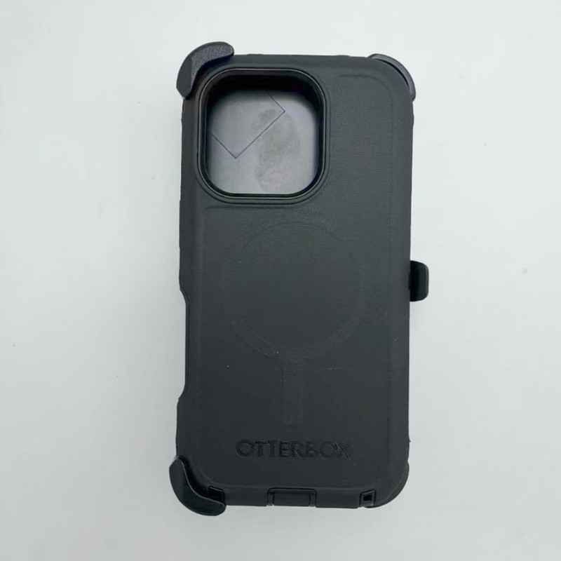 OtterBox Defender for MagSafe With Holster for iPhone 16, Black Case gallery