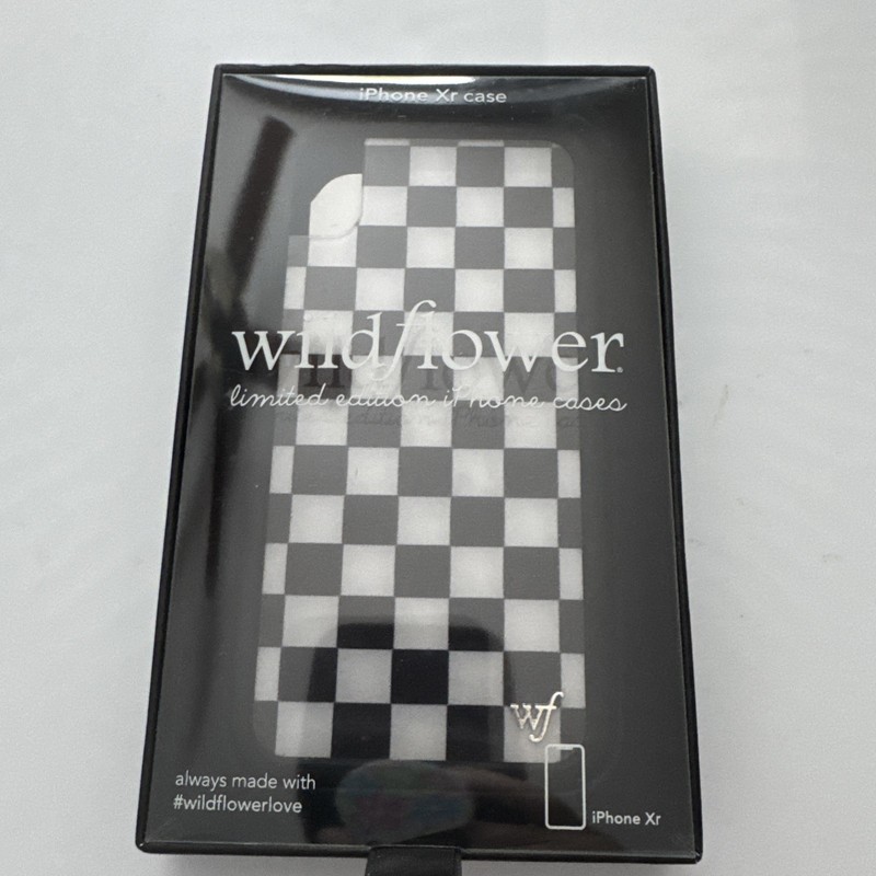 Wildflower iPhone XR Case Black Checkers Limited Edition Black White Check NEW!