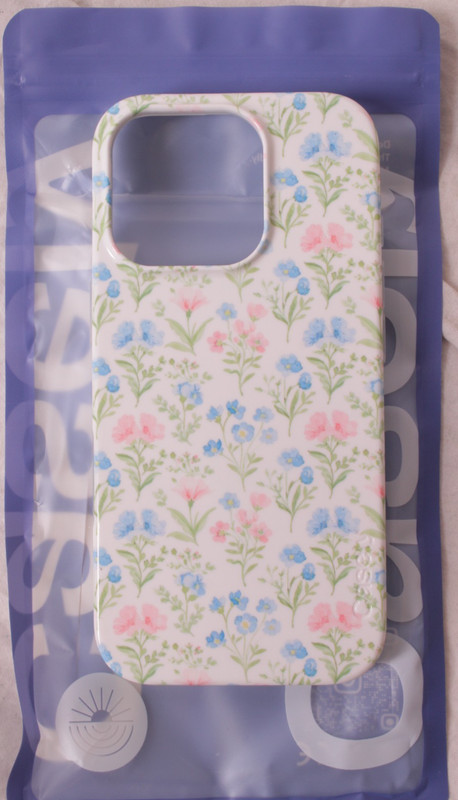 Casely iPhone 16 Pro Classic Magsafe Pastel Garden Sunday Best phone case floral