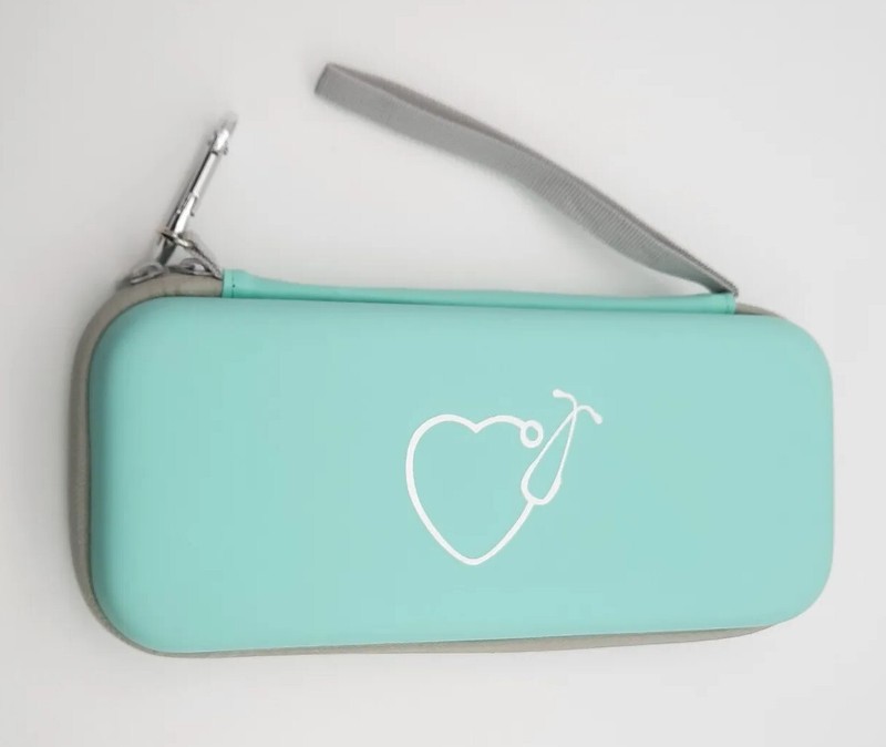 Yinke Hard Case Zip Close Wristlet Strap Carabiner Light Green gallery