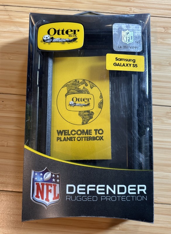 OTTERBOX DEFENDER SERIES for Samsung Galaxy S5 – Quick Shipping – New With Box