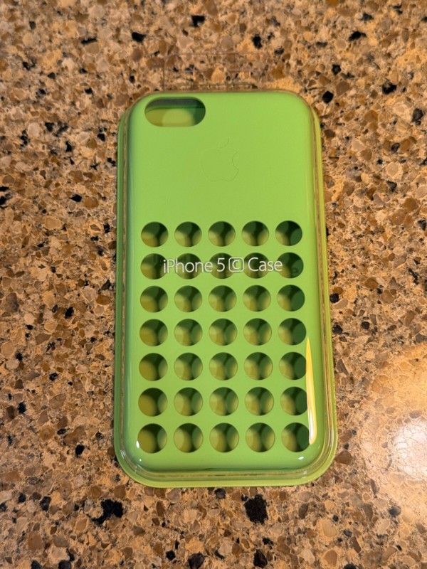 NEW and SEALED Apple iPhone 5C Silicone Case MF037ZM/A – GREEN – RARE!