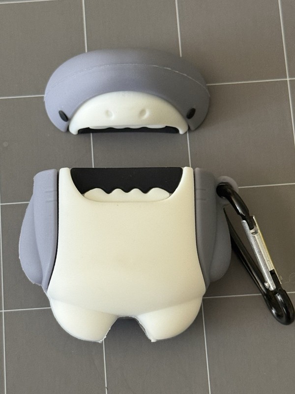 Airpods 1 3D Shark Case Cover w/ Carabiner Clip, White Gray Black, Animal Theme