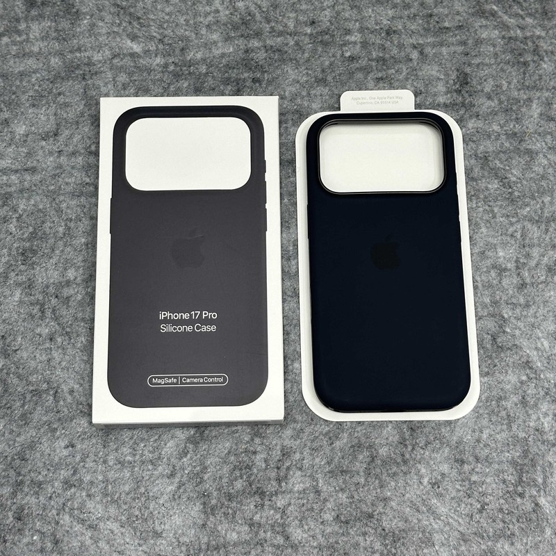 For iPhone 17 Pro Original‌ Silicone Magnetic Shockproof Case / Magsafe Cover