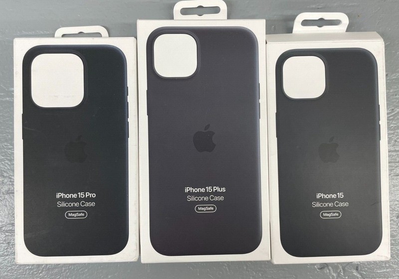 Genuine iPhone Silicon Cases for iPhone 15 /Plus/Pro and ProMax Open Box Black