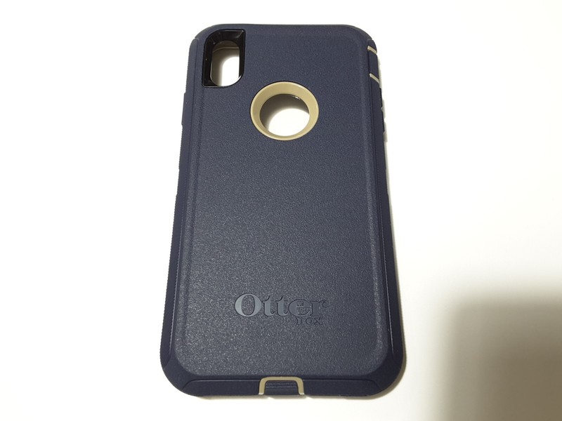 OtterBox Defender Series Case for iPhone Xs Max (ONLY)