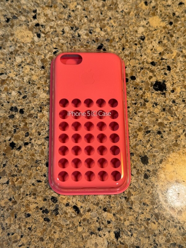 NEW and SEALED Apple iPhone 5C Silicone Case MF036ZM/A – PINK – RARE!