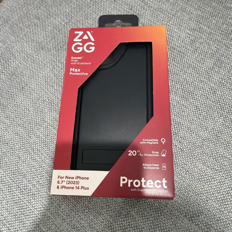 ZAGG Everest Snap Case with Kickstand for Apple iPhone 15 Plus/14 Plus – Black