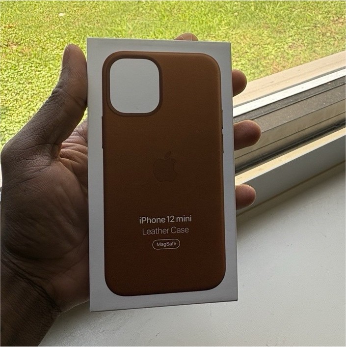 Apple iPhone 12 mini Leather Back Case, Brown, MagSafe Magnetic Charging