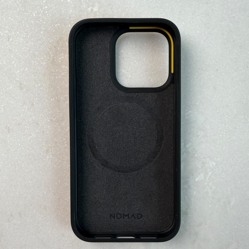 Nomad Sport Case - Apple iPhone 15 Pro - Limited Edition - Racing Yellow -NEW gallery